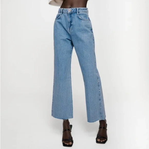 Zara HIGH RISE STRAIGHT JEANS - Picture 5 of 8